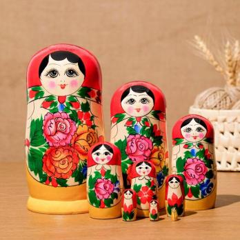 Матрёшка «Русская красавица», красный платок, 9 кукольная, 20 - 22см 196555