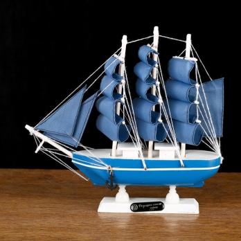 Корабль сувенирный малый «Аскольд», борта голубые с полосой, паруса голубые, 23,5×4,5×23 см 1154038